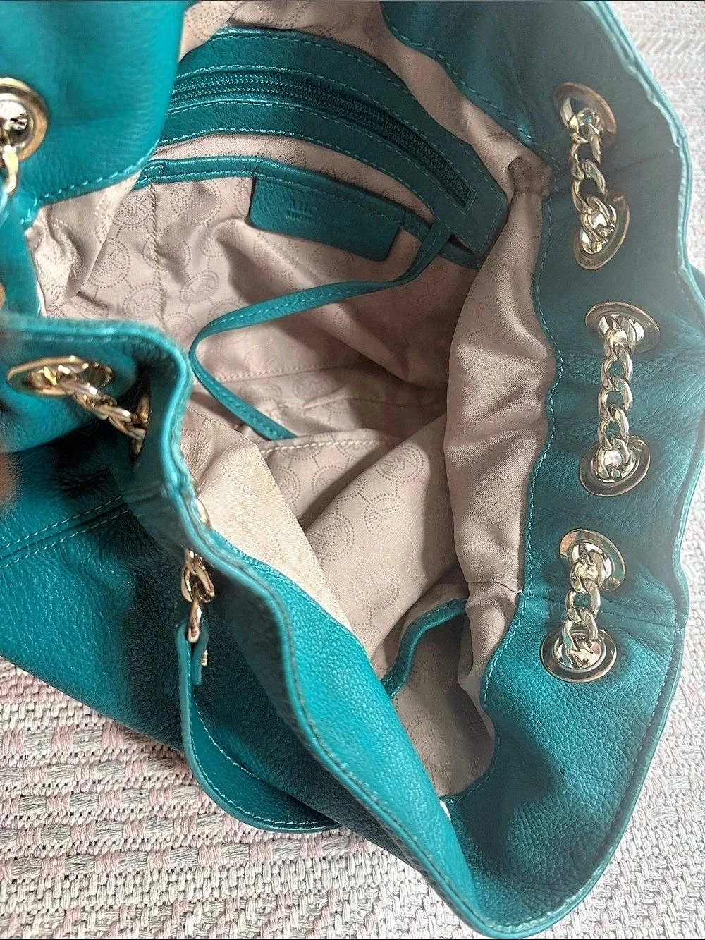 Michael Kors Nolita Large Hobo Bag Leather Teal